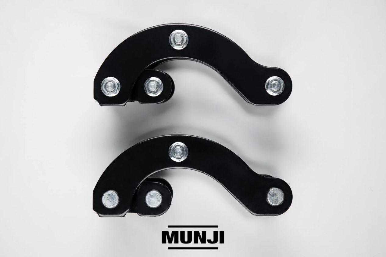MUNJI - SHACKLES - 2" EXTENDED SOFT-RIDE (ADDITIONAL 2" LIFT TO VEHICLE) (EARLY HOLDEN / ISUZU)
