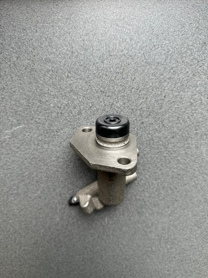 Jackaroo Clutch Slave Cylinder